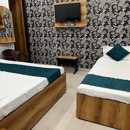 Sharma'S Bnb Αμριτσάρ Εξωτερικό φωτογραφία