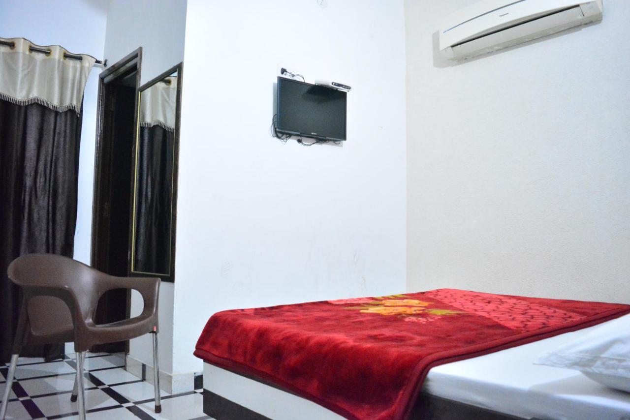 Sharma'S Bnb Αμριτσάρ Εξωτερικό φωτογραφία